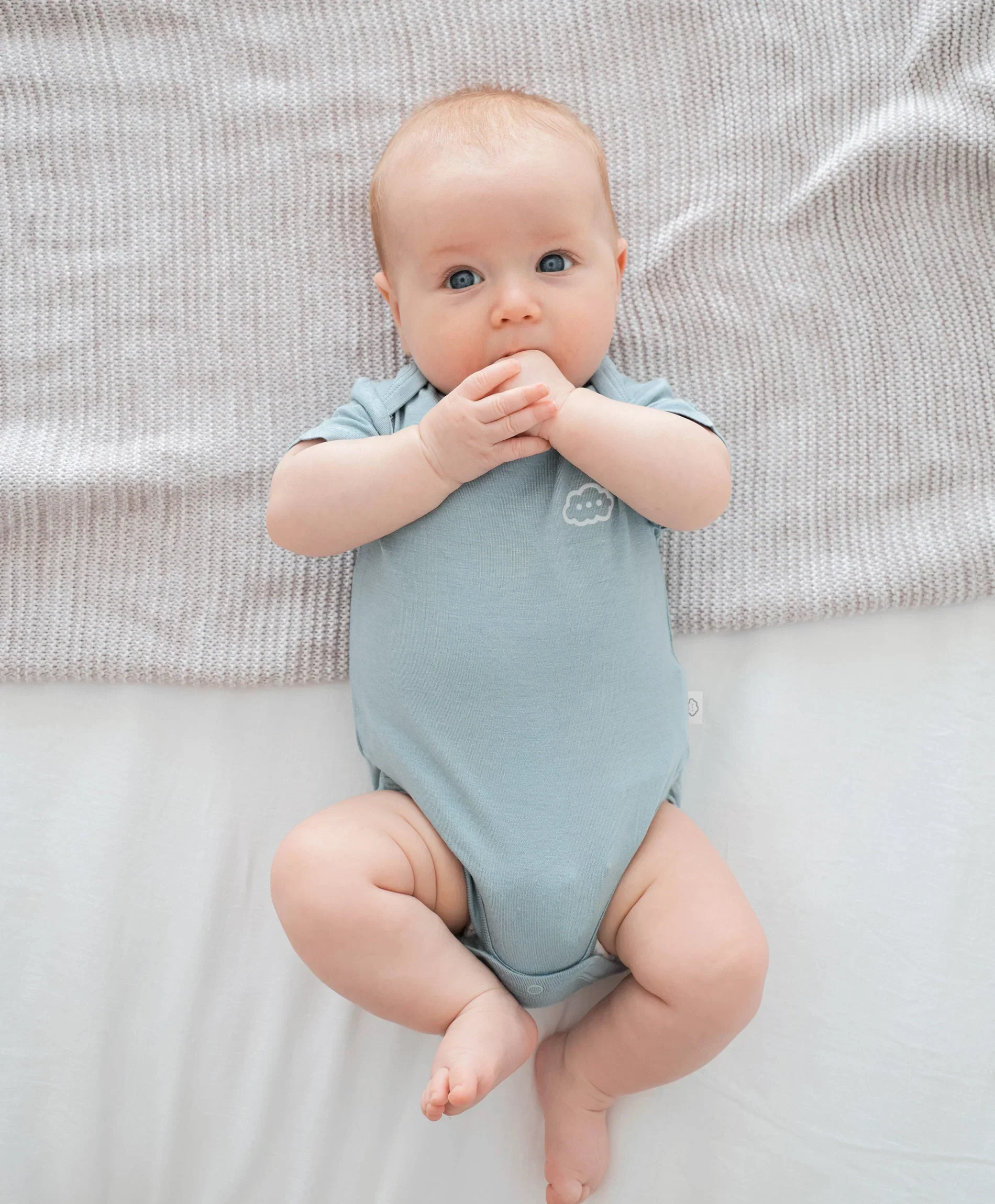 Short sleeve bodysuits